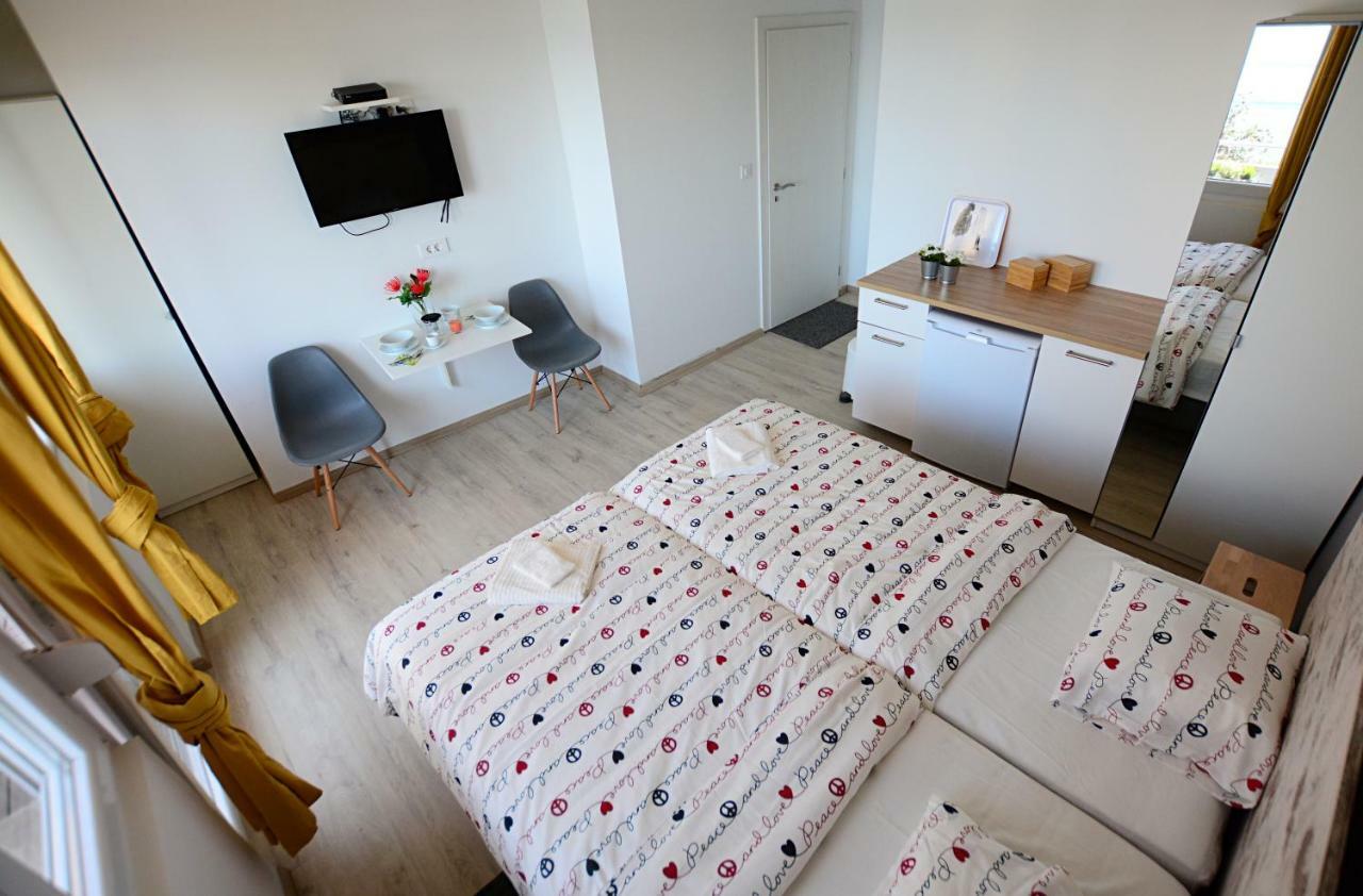 Nora Rooms Zadar Exterior photo